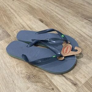 NEW Women’s Havaianas Flip Flops